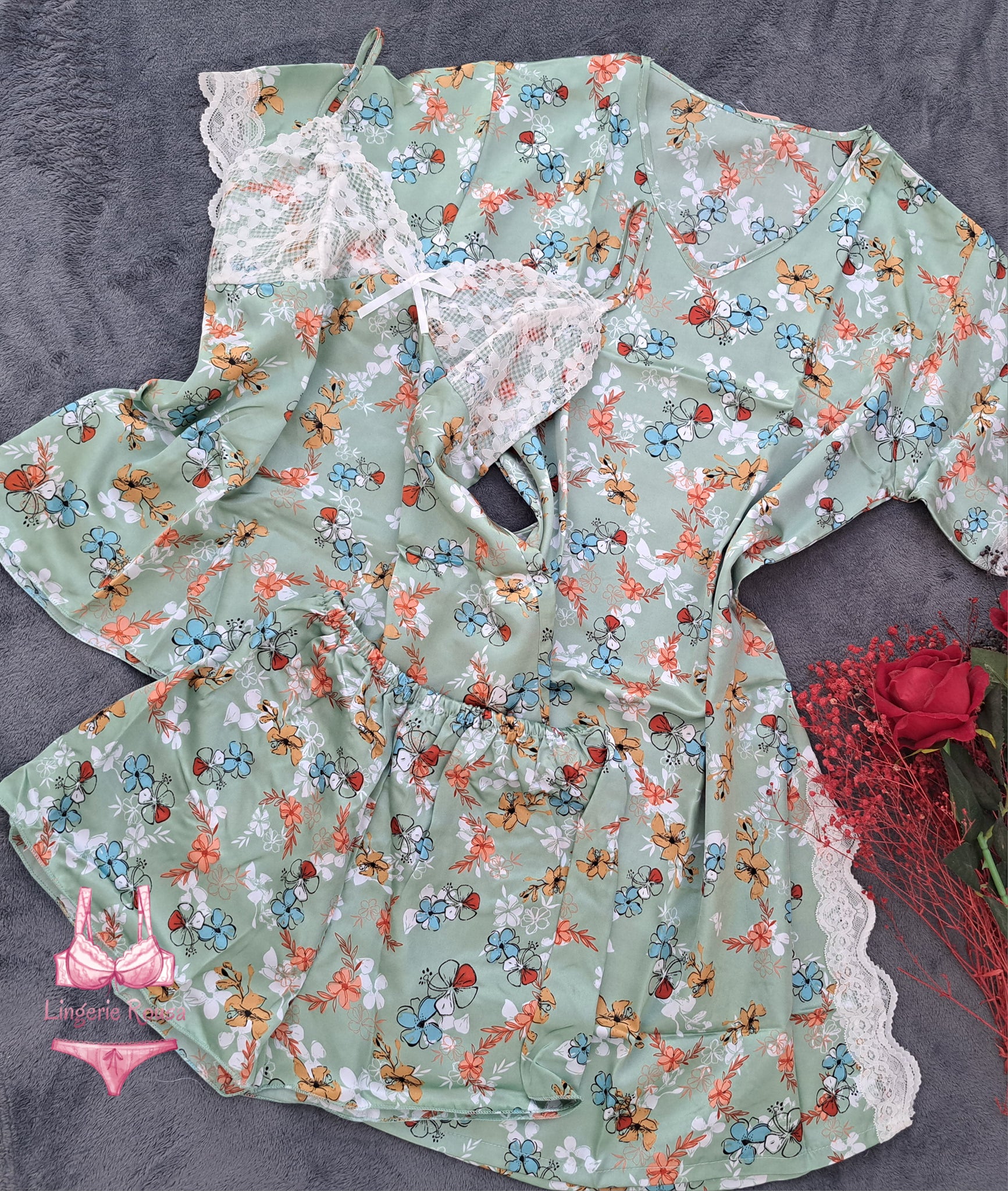 بجامة مع قميص نوم