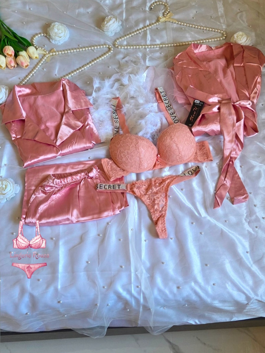 روب وبجامة ريش مع لانجري R2