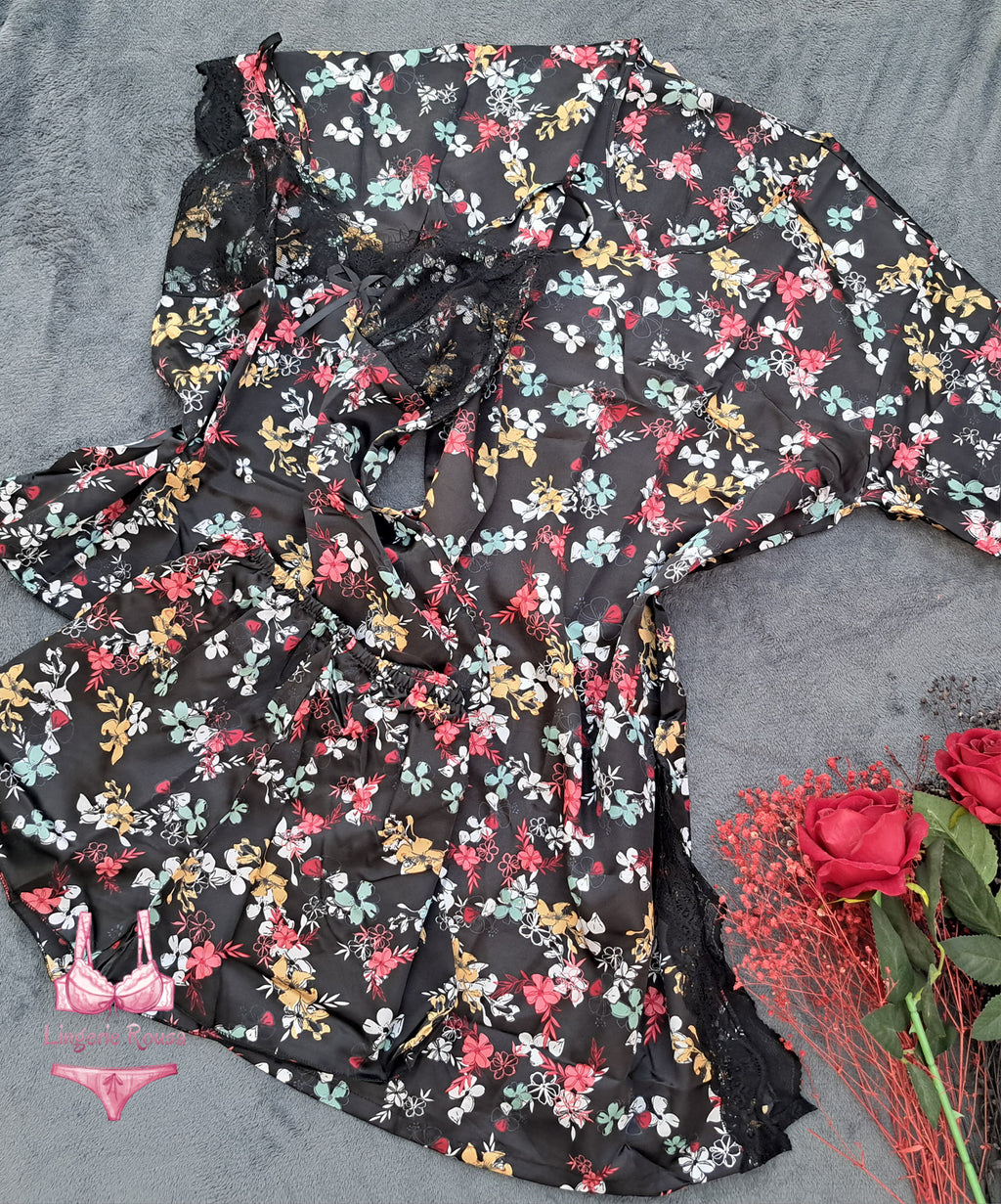 بجامة مع قميص نوم